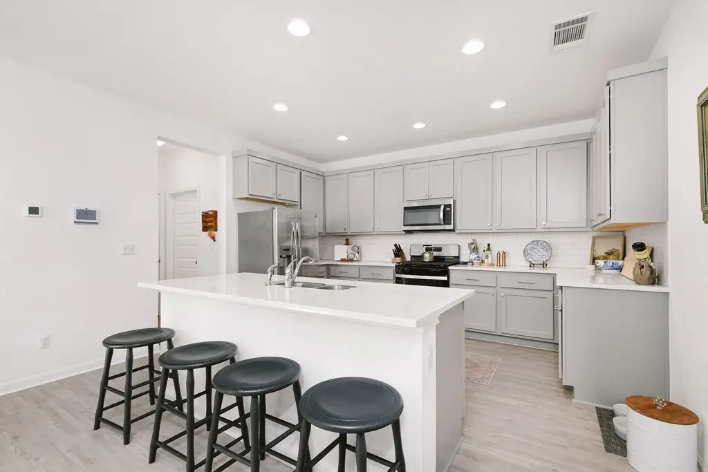 12403 Zenyatta Drive, Buda