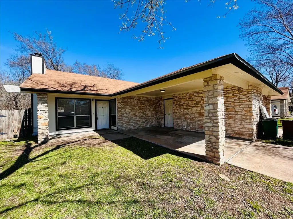 1502 No Mor Cove A, Austin