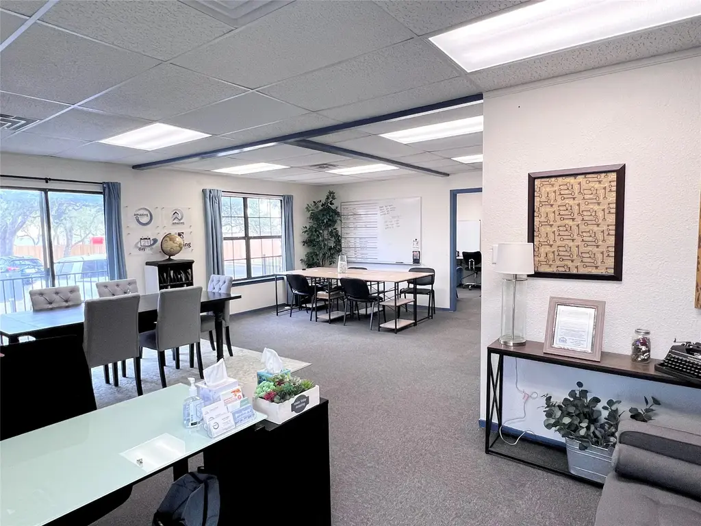 13740 N Highway 183 Boulevard G4, Austin