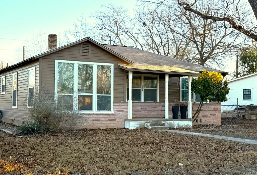 420 Stonewall Street, Kerrville