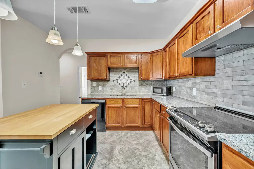 170 Interstate Drive, Buda