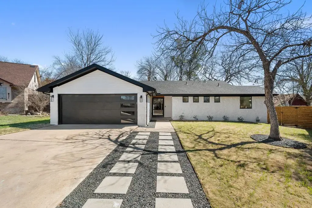 8103 Caisson Circle, Austin