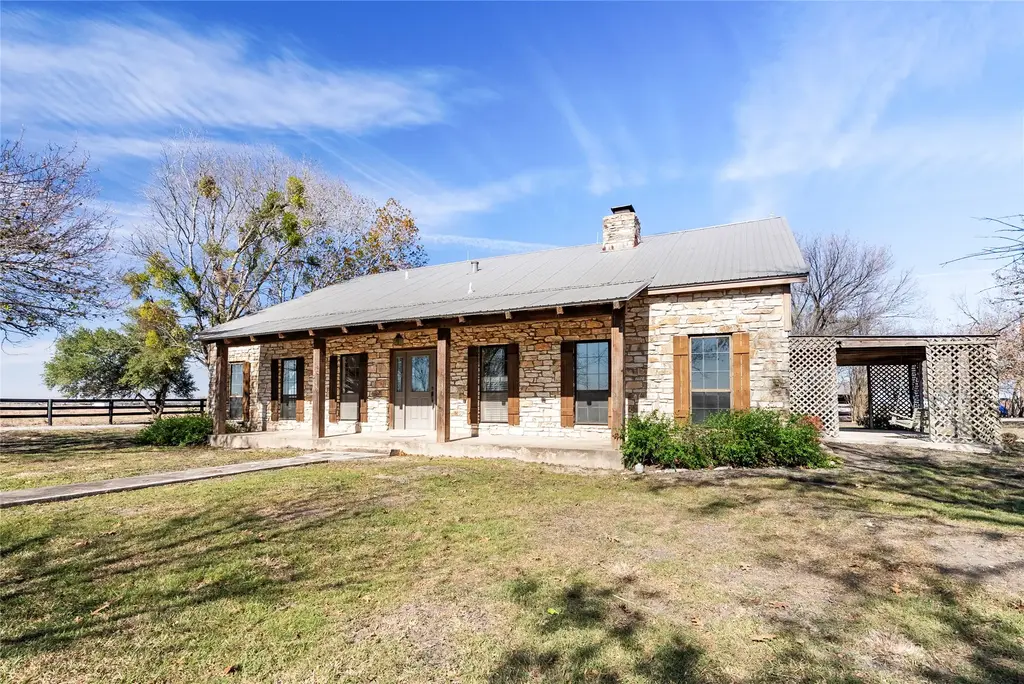 12914 Pfluger Berkman Lane, Coupland