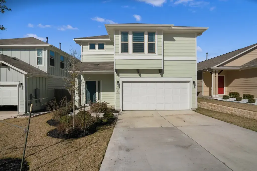205 Guemal Road, Buda
