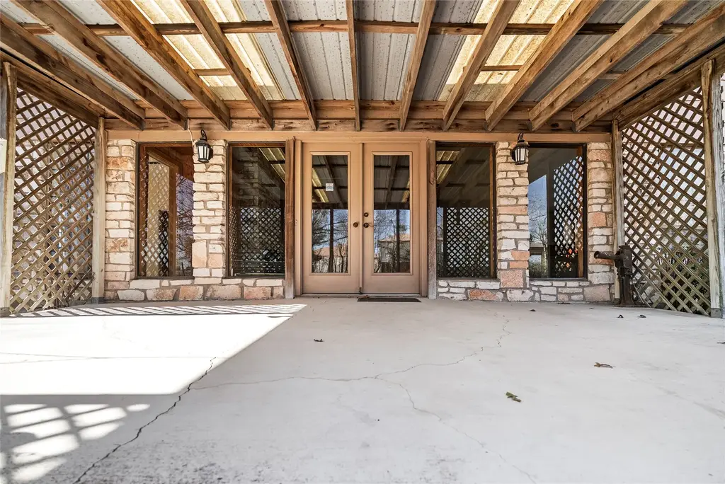 12914 Pfluger Berkman Road, Coupland