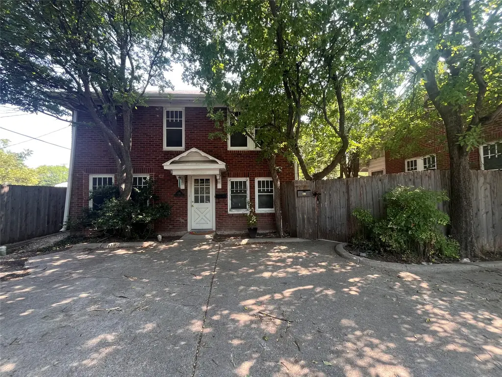 106 E 38 Street B, Austin