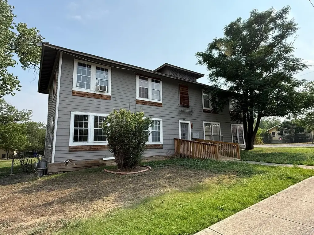 541 Hammond Avenue 4, San Antonio