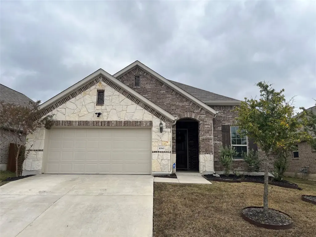 1080 Leadtree Loop, Buda