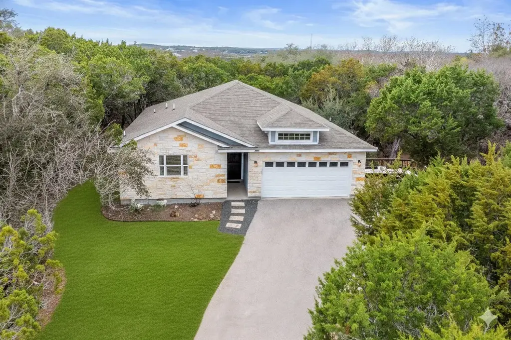 7502 Stable Lane, Lago Vista