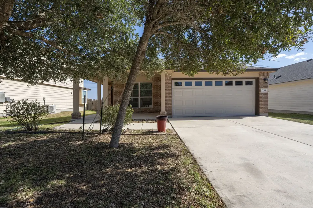 734 Wolfeton Way, New Braunfels