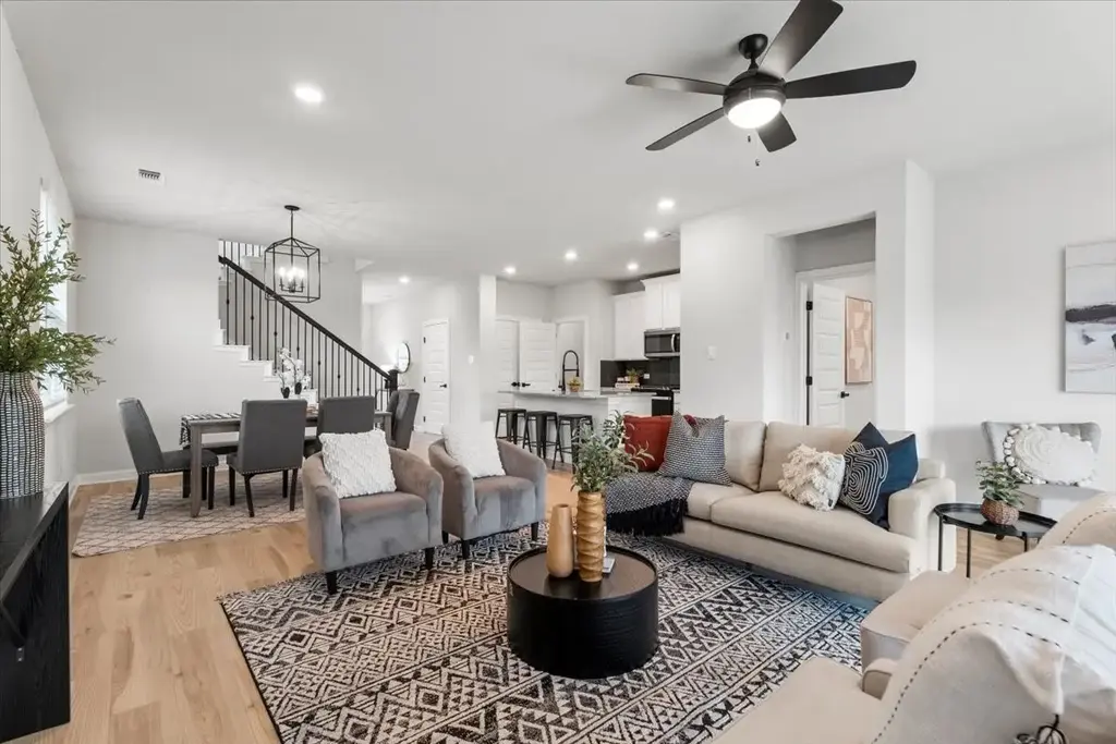 104 Hackberry Lane, Bastrop