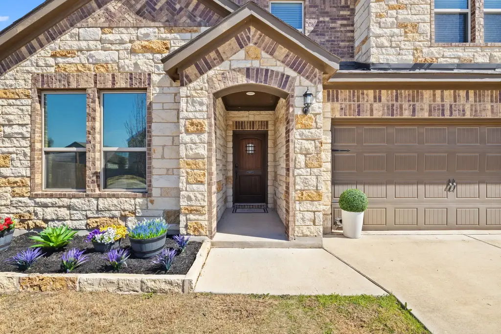380 Capstone Road, Liberty Hill
