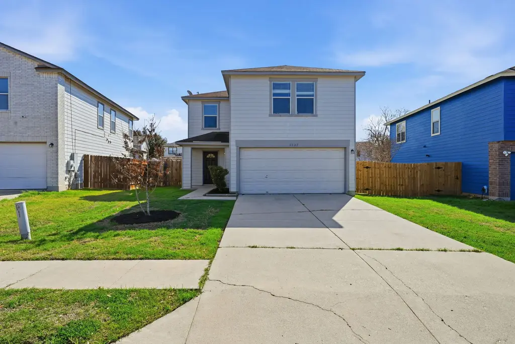 5325 Mathra Drive, Del Valle