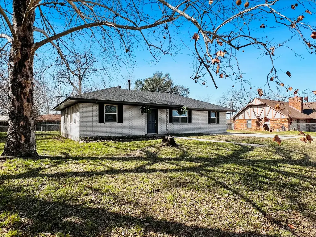 803 W 25th Street, Cameron
