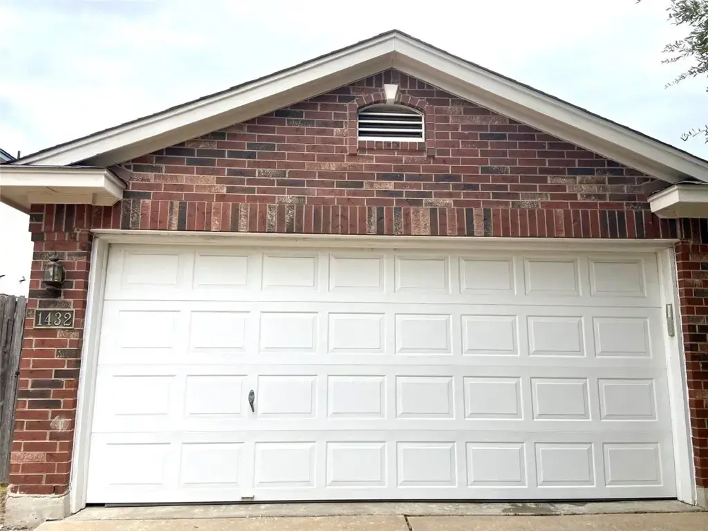 1432 Thibodeaux Drive, Round Rock