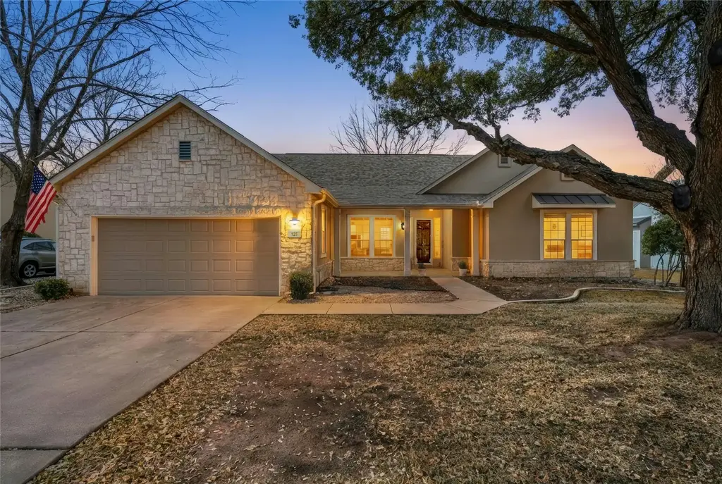 125 Crystal Springs Drive, Georgetown