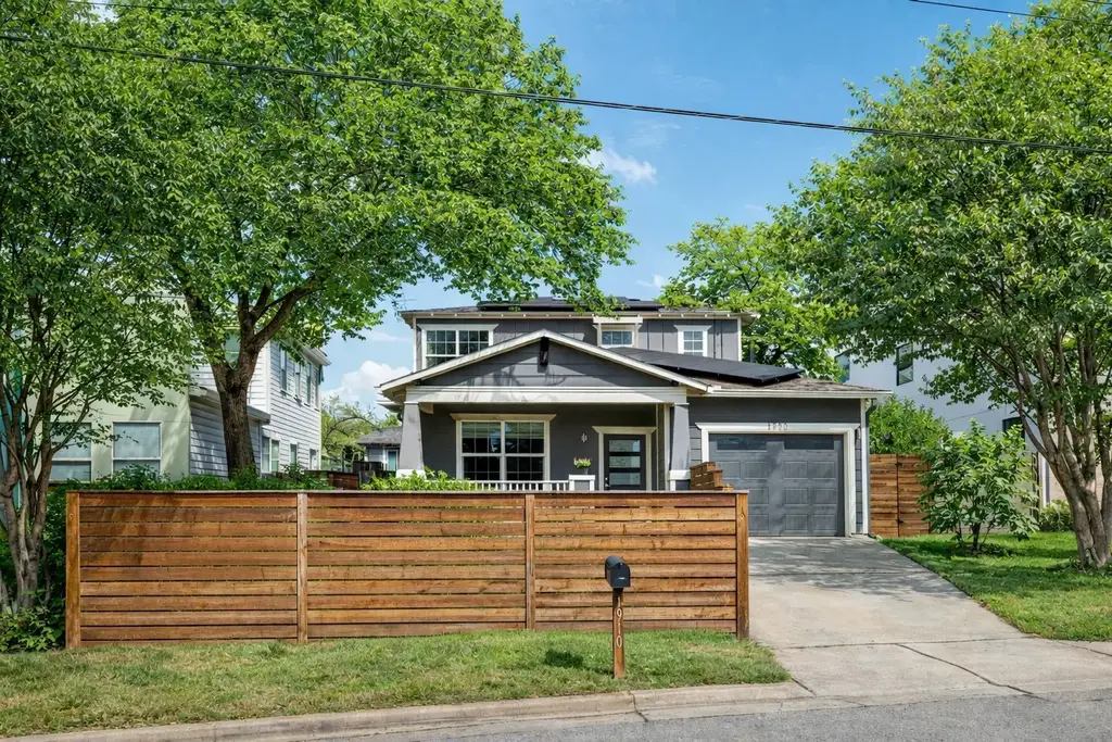 1910 E 10th Street, Austin