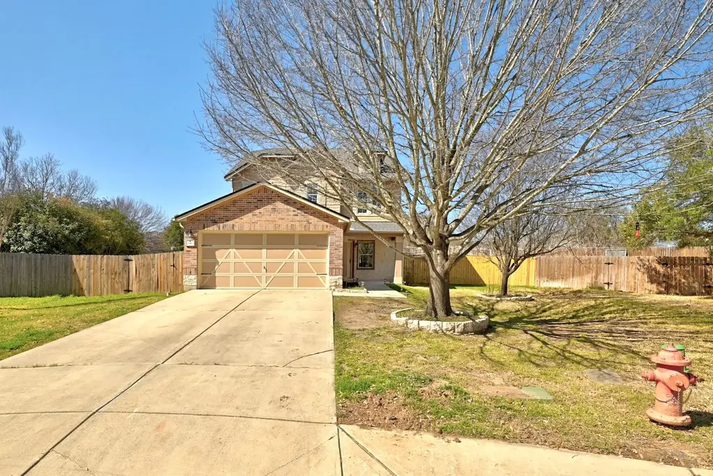 141 Olson Cove, Kyle