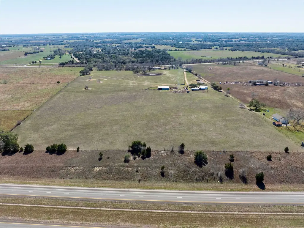 5135 W Us Highway 90, Schulenburg