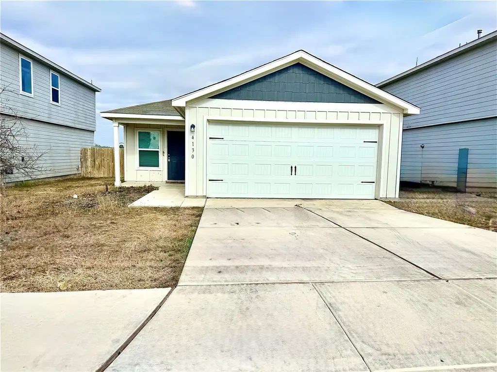 4130 Trail De Paris, New Braunfels