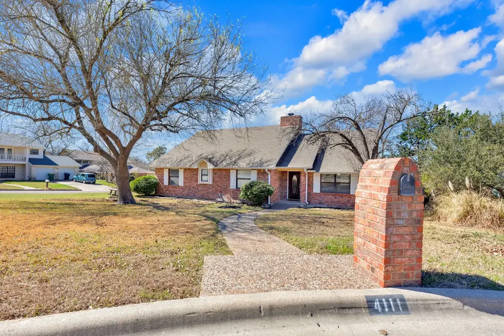 4111 Canyon Cliff Circle, Temple