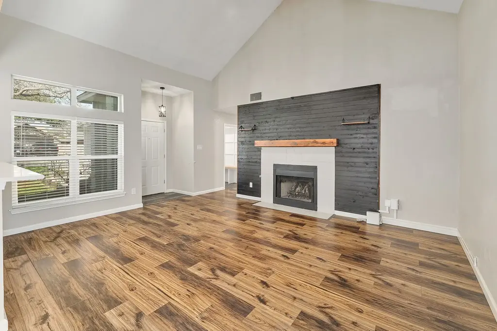 2207 Raintree Path, Round Rock