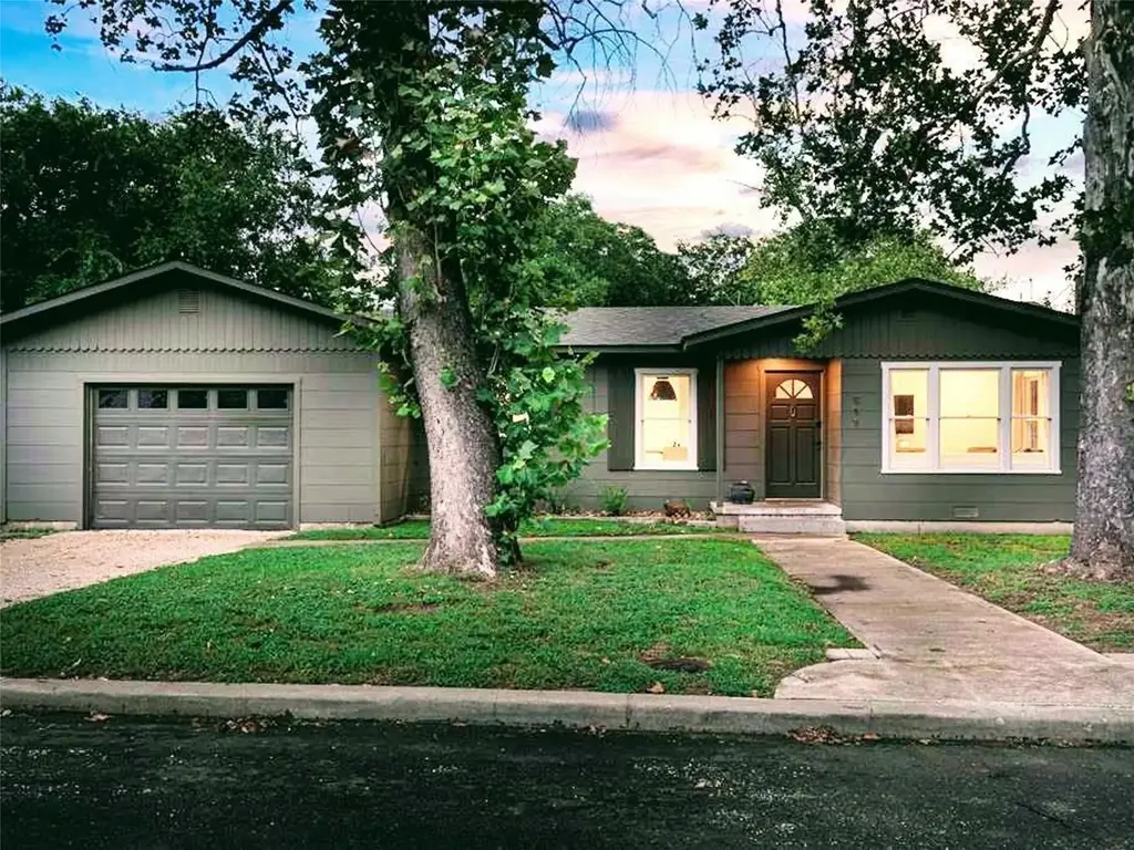 511 Olive Street, Fredericksburg