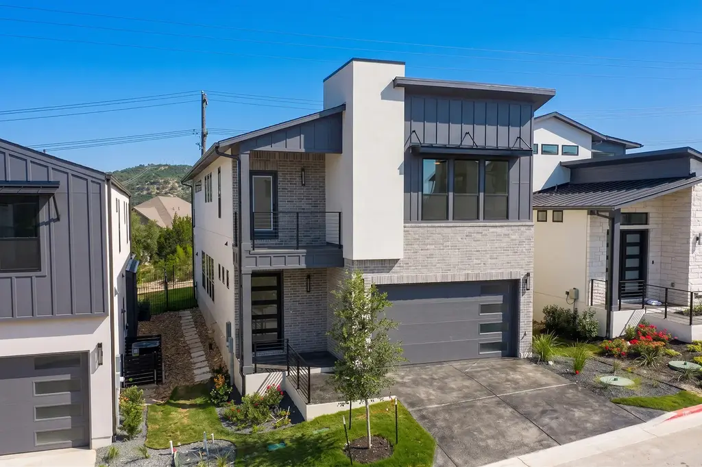 403 Austin Heights Road, Lakeway