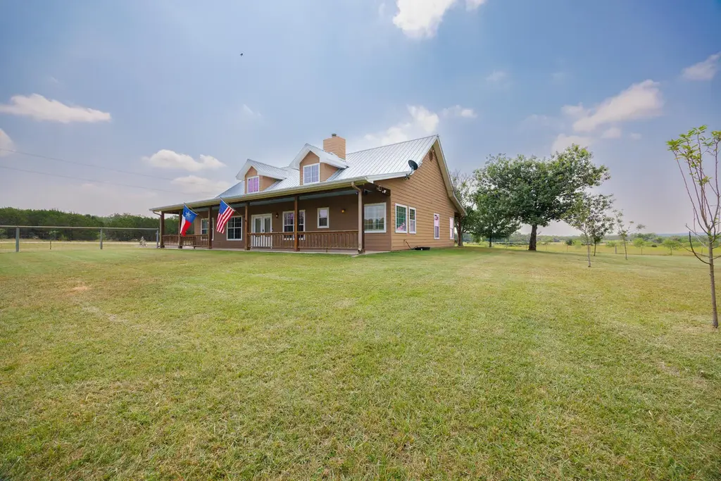 192 Indian Oaks Pass, Blanco