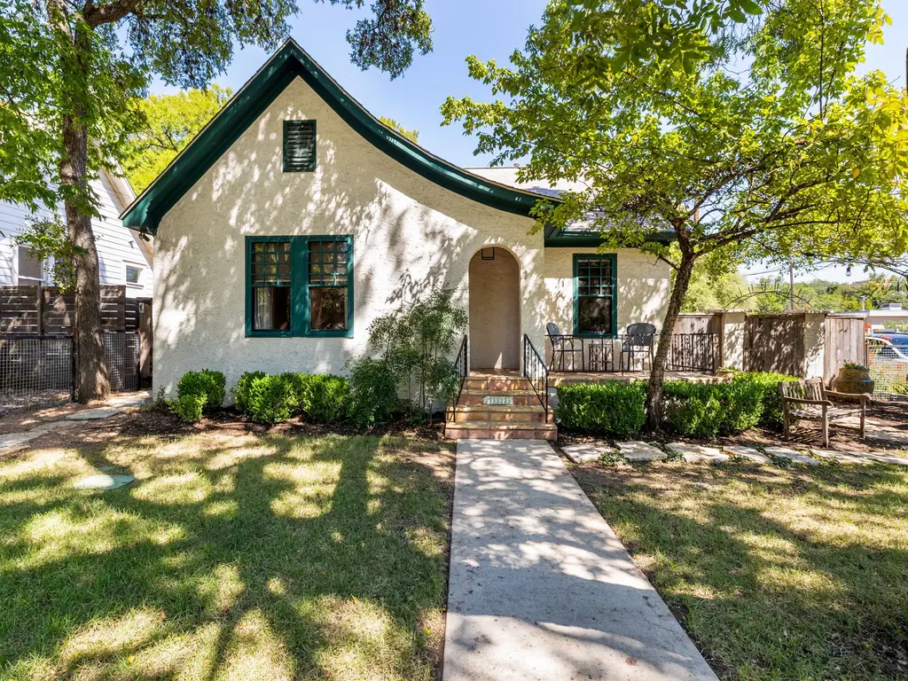 2825 Shoal Crest Avenue, Austin