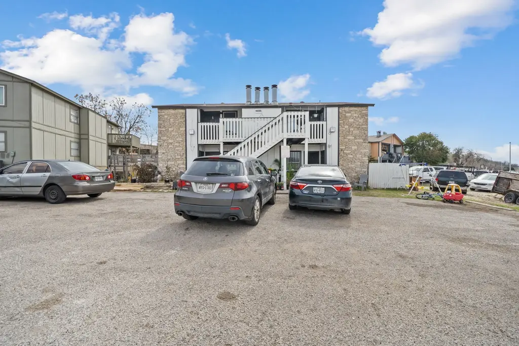 10205 Brownie Drive, Austin