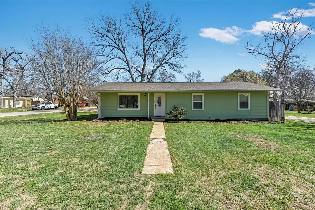 106 Hudgins Street, Smithville