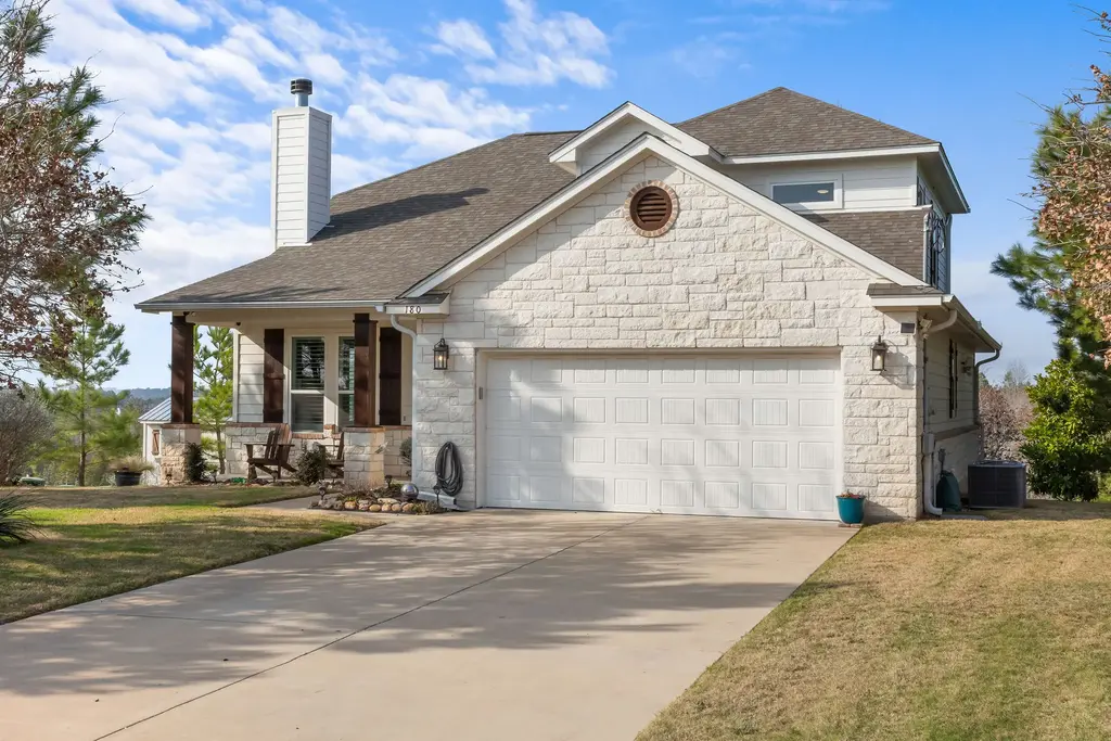 180 River Forest Drive, Bastrop