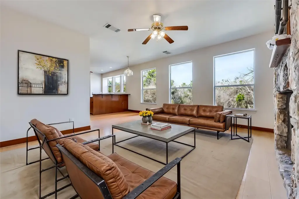 17706 N Rim Drive, Leander