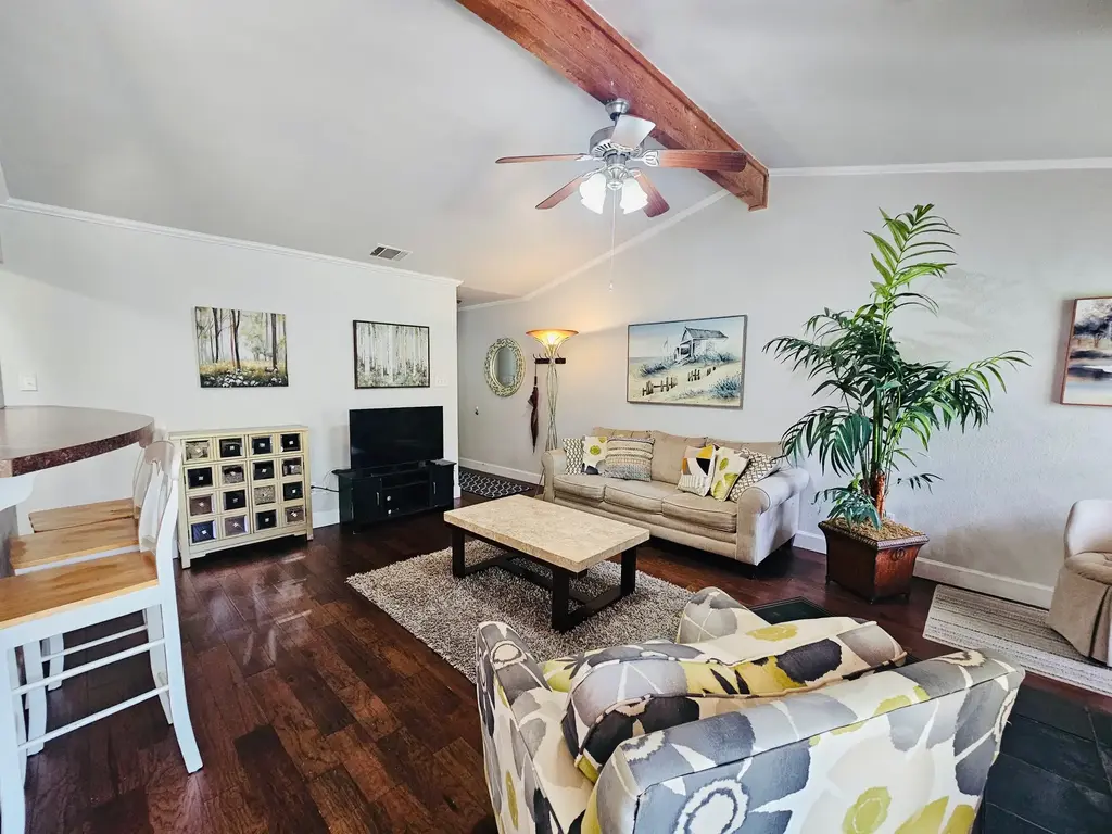5107 Leralynn Street 304, Austin