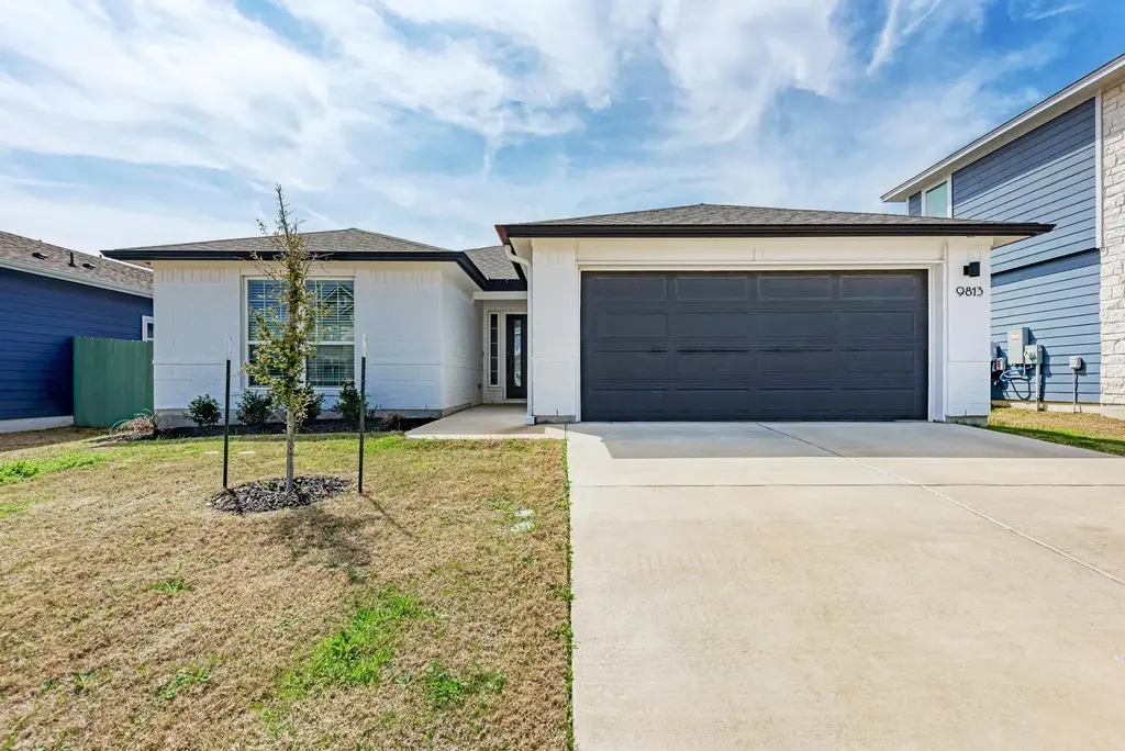 9813 Eloquence Drive, Manor