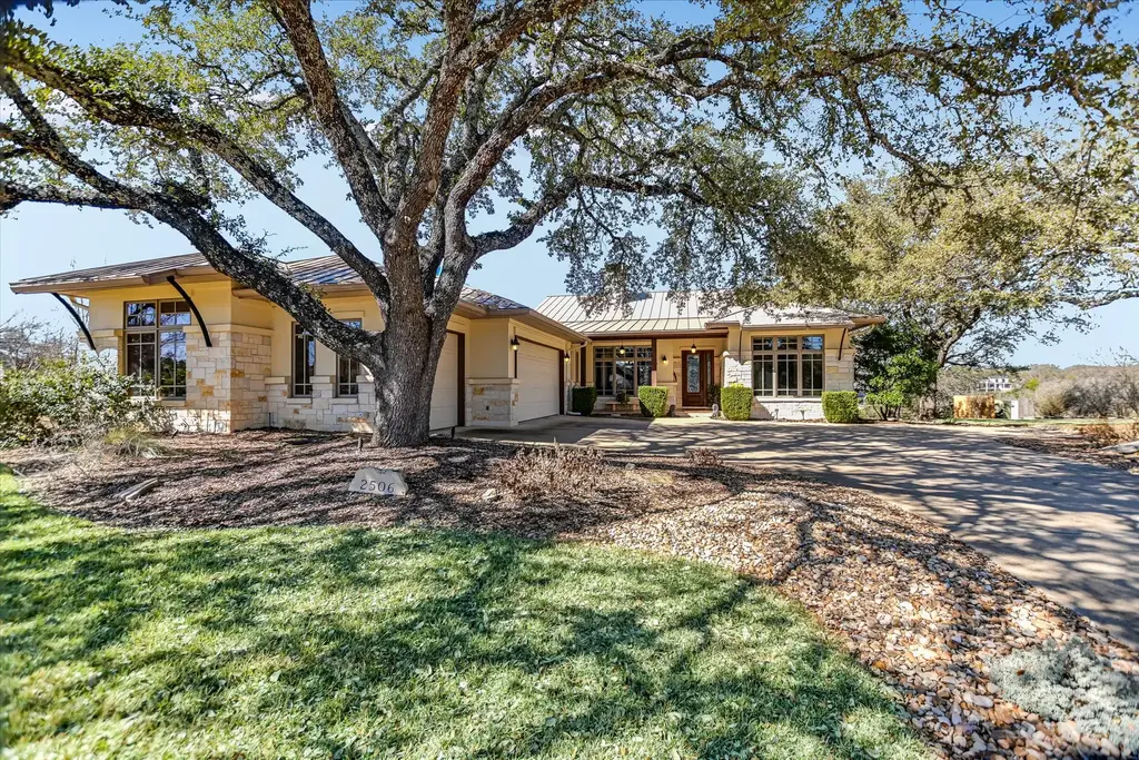 2506 Sailpoint Drive, Spicewood