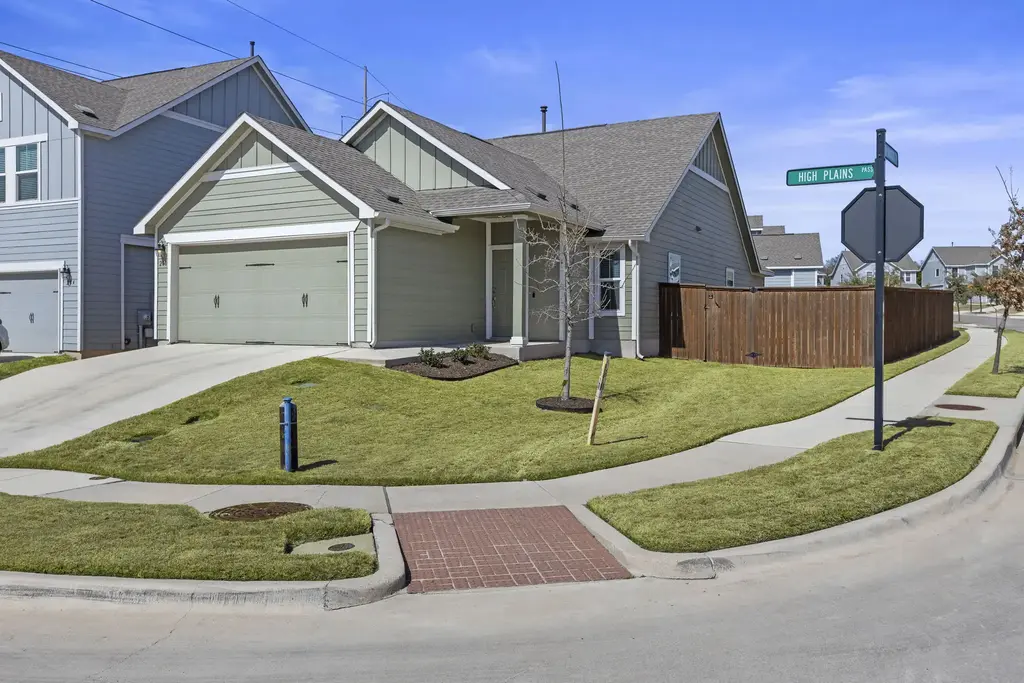 200 High Plains Pass, Liberty Hill