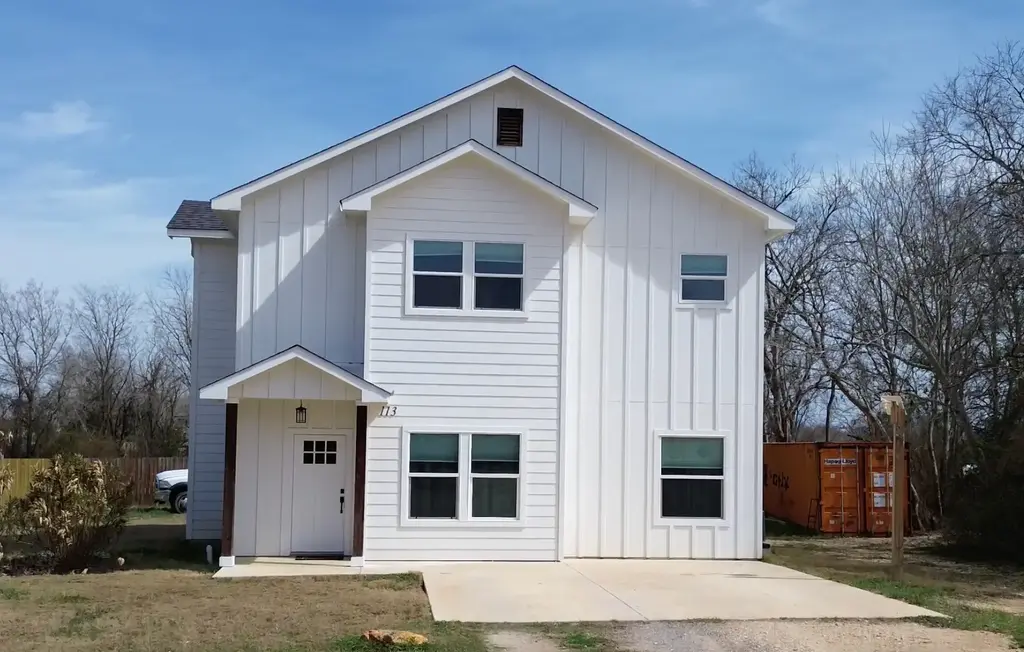 113 S. Lockhart Street, Paige