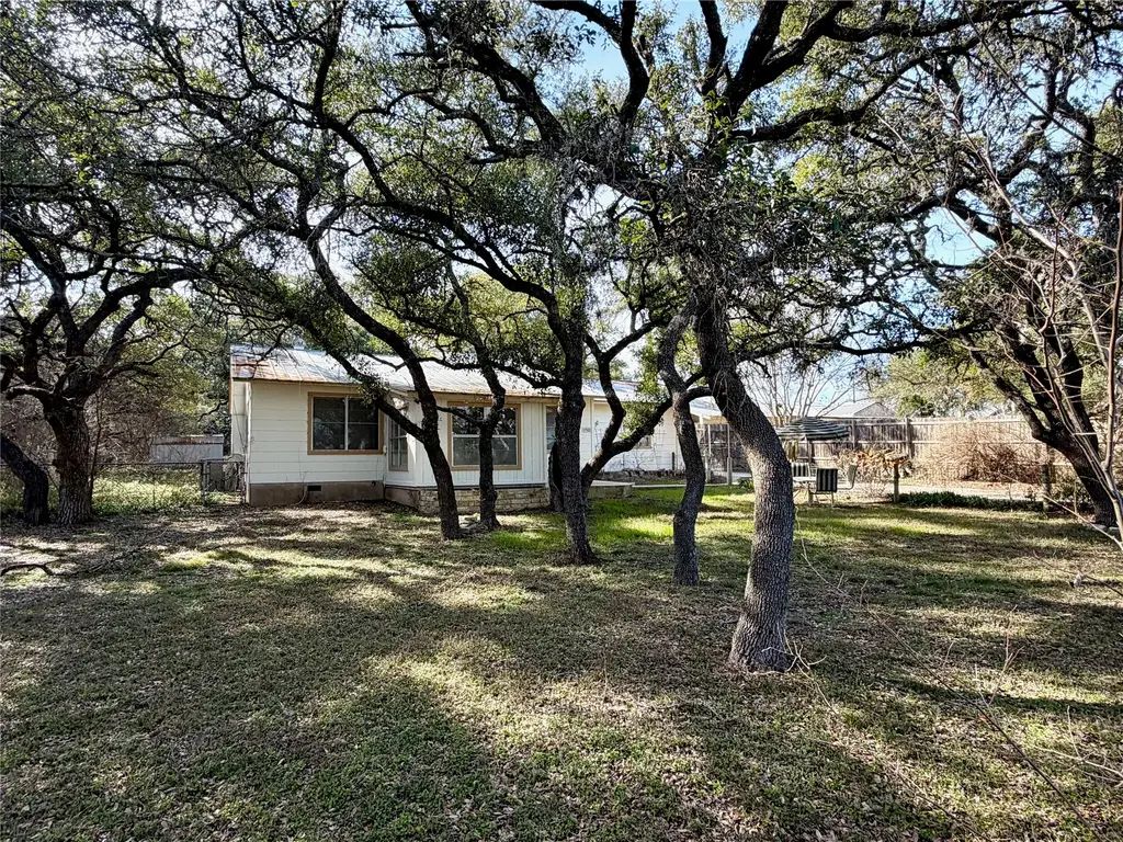17501 W Fm 150, Driftwood