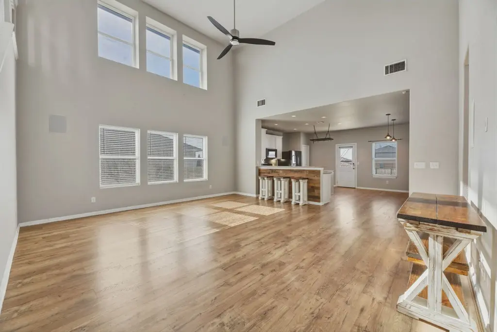 125 Exeter Cove, Kyle