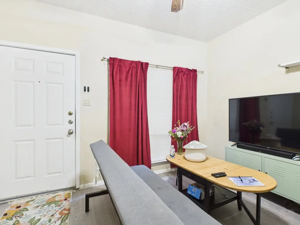 2815 Rio Grande Street 105, Austin