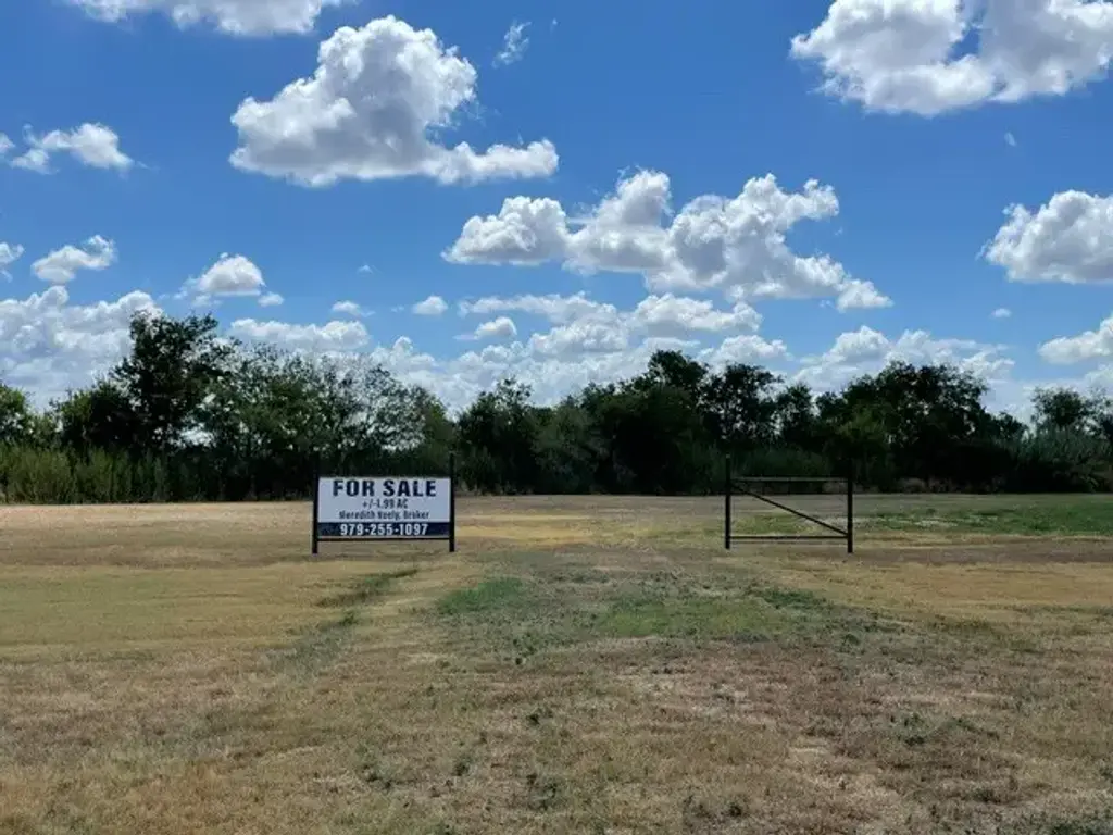 3101 Fm 973, Taylor