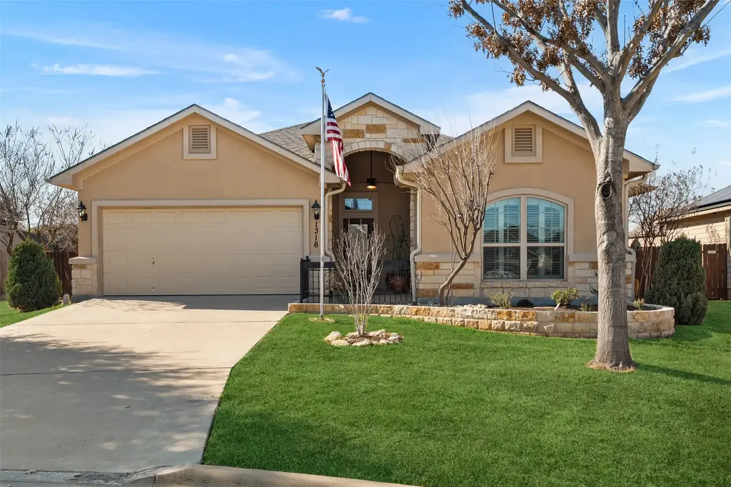 1316 Branchwood Way, Temple