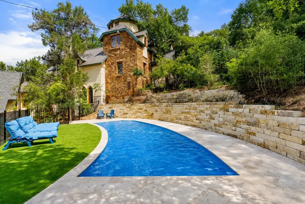 1354 The High Road, Austin