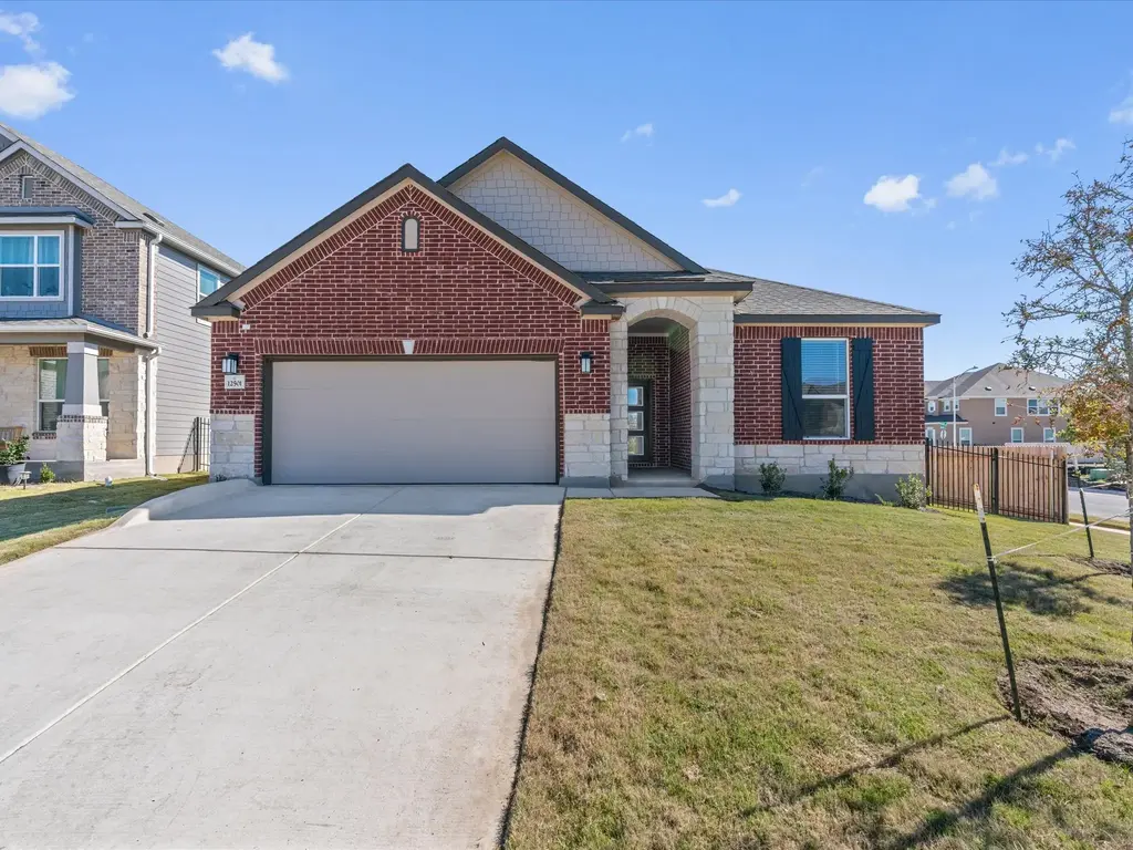 12501 Chumleys Street, Manor