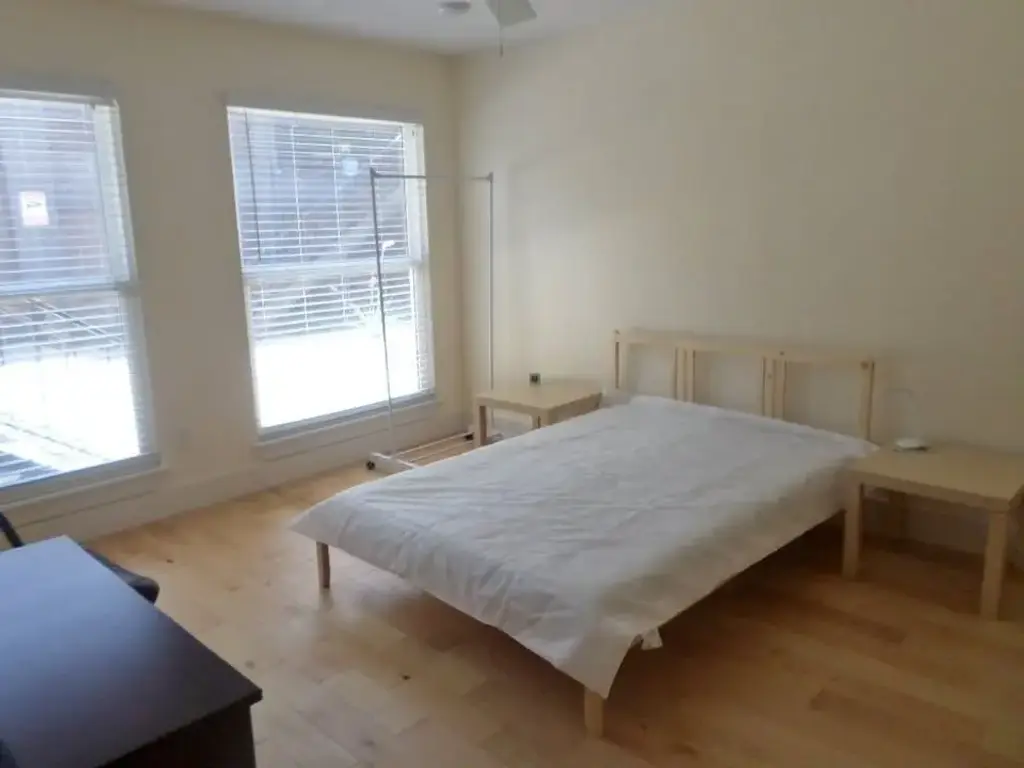 909 Reinli Street 136, Austin