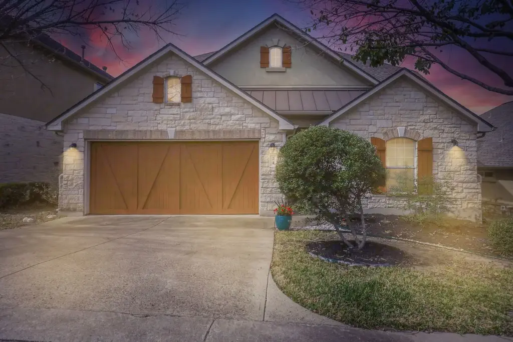 24 Stone Terrace Drive, Austin