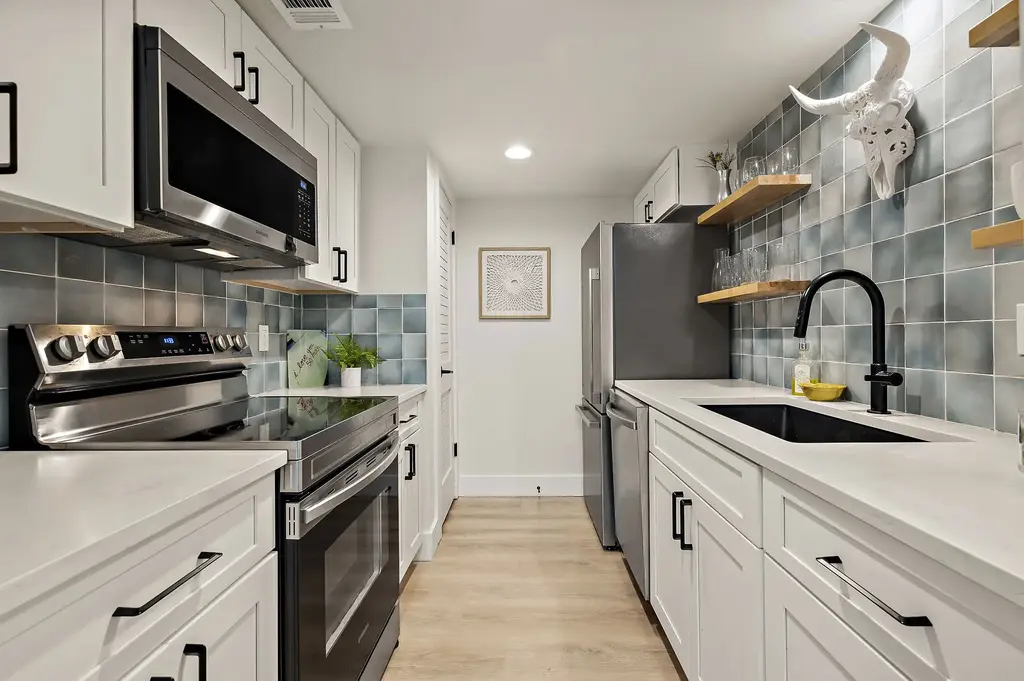 1206 Hollow Creek Drive 3, Austin