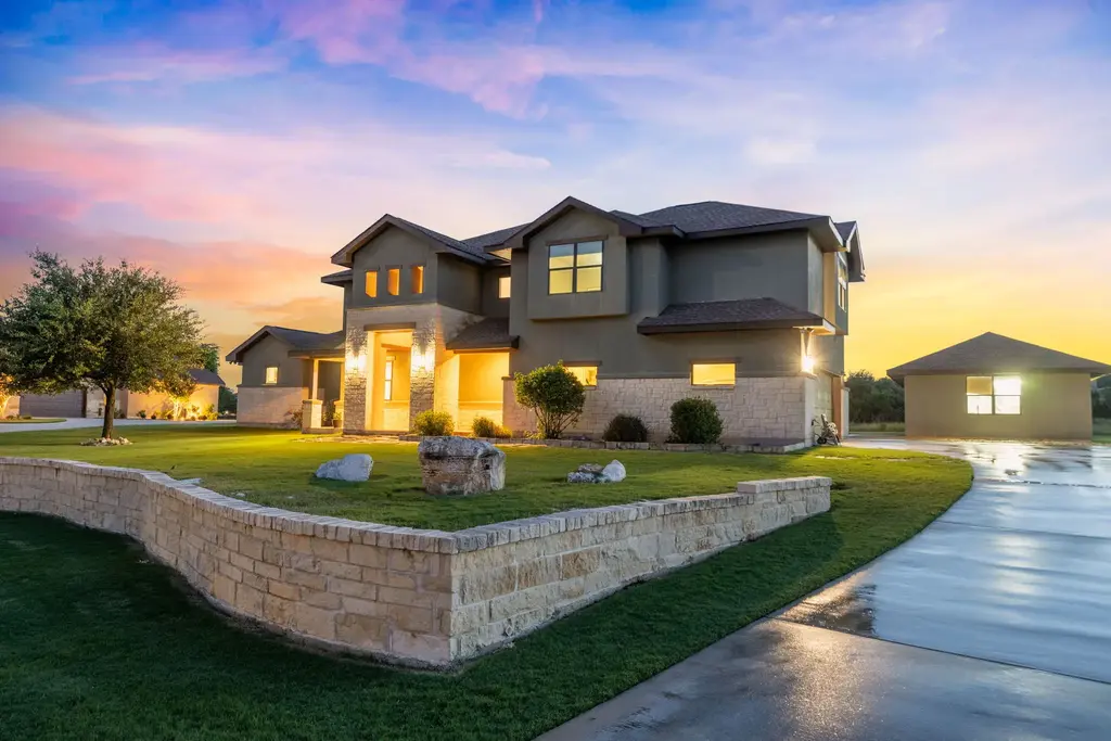2386 Appellation, New Braunfels
